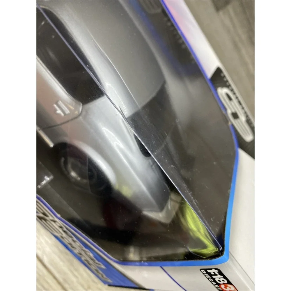 Maisto 1:18 Die-Cast Special Edition Grey 1971 Chevrolet Camaro - New